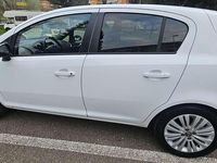 Usata Opel Corsa Club 86 CV (63 kW) 2013 Utilitaria