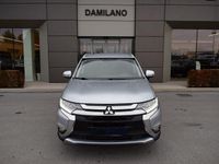 Usata Mitsubishi Outlander 150 CV (110 kW) 2016 Giallo SUV