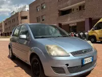 Usata Ford Fiesta Titanium 68 CV (50 kW) 2007 Grigio Utilitaria