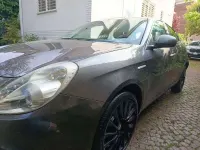 Usata Alfa Romeo Giulietta Exclusive 170 CV (125 kW) 2011 Grigio Utilitaria