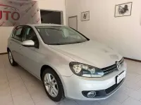 Usata VW Golf VII Highline 105 CV (77 kW) 2012 Argento Berlina