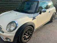Usata Mini Cooper D 109 CV (80 kW) 2010 Beige Utilitaria