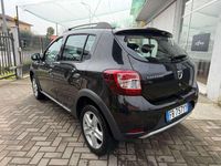 Usata Dacia Sandero Prestige 90 CV (66 kW) 2015 Other SUV