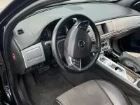 Usata Jaguar XF 200 CV (147 kW) 2015 Nero Berlina