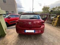 Usata Dacia Sandero Comfort 91 CV (66 kW) 2022 Rosso Berlina