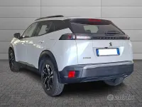 Usata Peugeot 2008 Allure 110 CV (80 kW) 2022 Bianco SUV