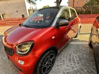 Usata Smart ForFour 75 CV (55 kW) 2017 Rosso Utilitaria