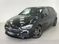 Usata Mercedes B180 AMG Line Premium 116 CV (85 kW) 2025 Nero Utilitaria