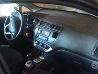 Begagnad Kia Rio 75 HK (55 kW) 2014 Grå Sedan