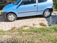 Usata Fiat 600 54 CV (39 kW) 2003 Bluazzurro Utilitaria
