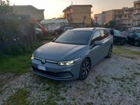 Usata VW Golf VIII R-line 199 CV (146 kW) 2021 Grigio Station wagon