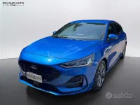 Usata Ford Focus ST-Line 116 CV (85 kW) 2024 Blu Berlina
