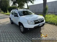 Usata Dacia Duster Lauréate 105 CV (77 kW) 2012 Bianco SUV