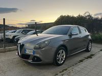 Usata Alfa Romeo Giulietta Exclusive 140 CV (102 kW) 2013 Grigio Utilitaria