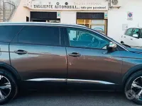 Usata Peugeot 5008 Allure 131 CV (96 kW) 2019 Grigio SUV
