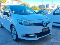Usata Renault Scenic E-Tech XMOD 110 CV (80 kW) 2015 Bianco Monovolume