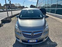 Usata Opel Meriva Design Edition 110 CV (80 kW) 2014 Grigio Monovolume