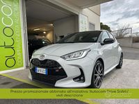 Usata Toyota Yaris Hybrid Sport 131 CV (96 kW) 2024 Grigio Berlina
