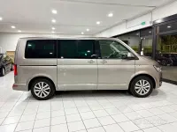Usata VW Multivan Generation Six 204 CV (150 kW) 2017 Grigio Monovolume
