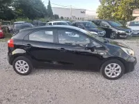 Usata Kia Rio 75 CV (55 kW) 2014 Nero Berlina