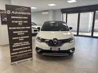 Usata Renault Espace Business 190 CV (139 kW) 2021 Bianco Monovolume