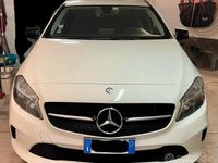 Usata Mercedes A180 109 CV (80 kW) 2016 Bianco Utilitaria