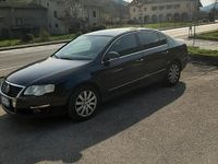 Usata VW Passat 2005 Marrone Berlina