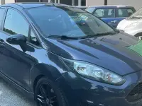 Usata Ford Fiesta Ghia 69 CV (50 kW) 2013 Berlina