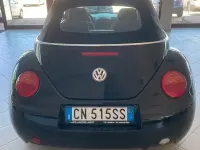 Usata VW New Beetle 116 CV (85 kW) 2004 Nero Utilitaria
