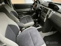 Usata Nissan X-Trail 136 CV (100 kW) 2006 Grigio SUV