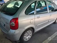 Usata Citroën Xsara Picasso 109 CV (80 kW) 2009 Grigio Monovolume