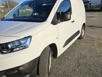 Begagnad Toyota Proace City City 102 HK (75 kW) 2021 Vit Minibuss
