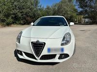 Usata Alfa Romeo Giulietta Distinctive 170 CV (125 kW) 2010 Bianco Utilitaria