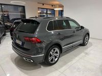 Usata VW Tiguan R-line 150 CV (110 kW) 2022 Grigio SUV