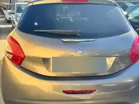 Usata Peugeot 208 82 CV (60 kW) 2012 Utilitaria