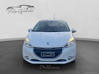 Usata Peugeot 208 Active 68 CV (50 kW) 2014 Bianco Utilitaria