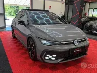 Usata VW Golf VIII GTI 265 CV (194 kW) 2024 Grigio Berlina