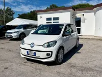 Usata VW up! Move 68 CV (50 kW) 2013 Bianco Utilitaria