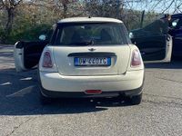 Usata Mini ONE 75 CV (55 kW) 2009 Bianco Utilitaria