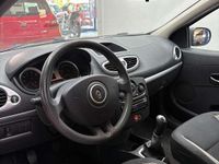 Usata Renault Clio III 75 CV (55 kW) 2011 Nero Berlina