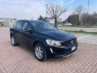 Usata Volvo XC60 R-Design Kinetic 150 CV (110 kW) 2015 Nero SUV