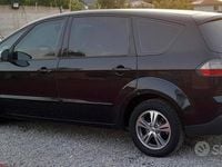 Usata Ford S-MAX Titanium 140 CV (102 kW) 2009 Nero Monovolume