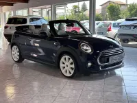 Usata Mini Cooper D Cabriolet Hype 116 CV (85 kW) 2018 Lapisluxury blue Cabrio