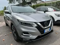 Usata Nissan Qashqai N-Connecta 140 CV (102 kW) 2019 Argento SUV