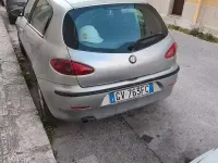 Begagnad Alfa Romeo 147 116 HK (85 kW) 2002 Grå Halvkombi