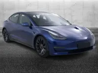 Usata Tesla Model 3 Performance 155 kW (211 CV) 2022 Blu/azzurro Berlina