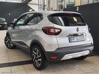 Usata Renault Captur Intens 110 CV (80 kW) 2018 Grigio SUV