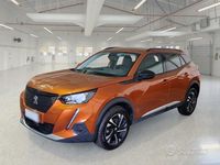 Usata Peugeot 2008 Allure 130 CV (95 kW) 2022 Arancione SUV