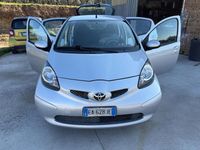 Usata Toyota Aygo 67 CV (49 kW) 2008 Argento Utilitaria