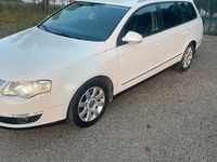 Usata VW Passat 105 CV (77 kW) 2008 Bianco Station wagon
